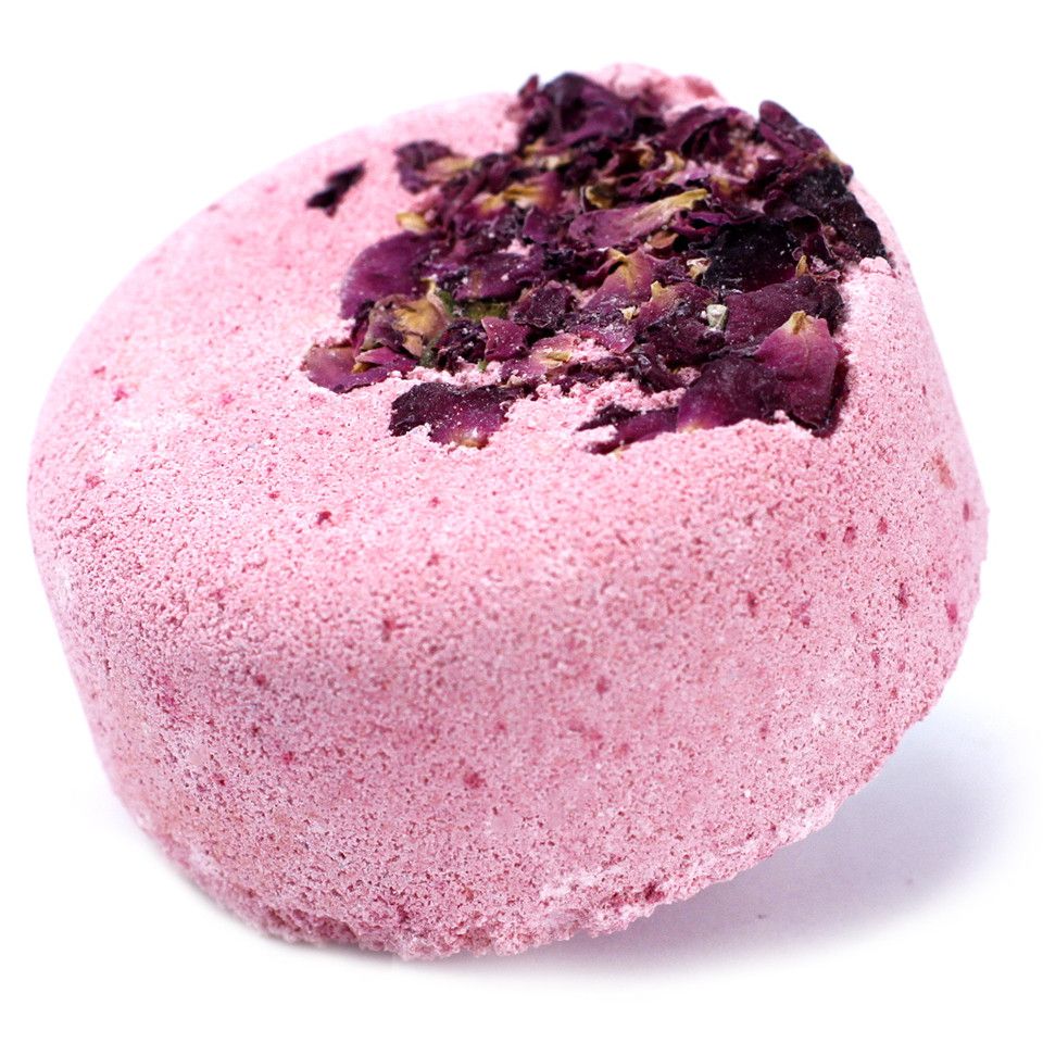 Romantic Rebel Floral Fizz – Ein sanftes, blumiges Badeerlebnis mit Lavendelduft